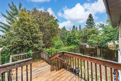 Photo 14 at 69 Fox Run, Letitia Heights, Barrie