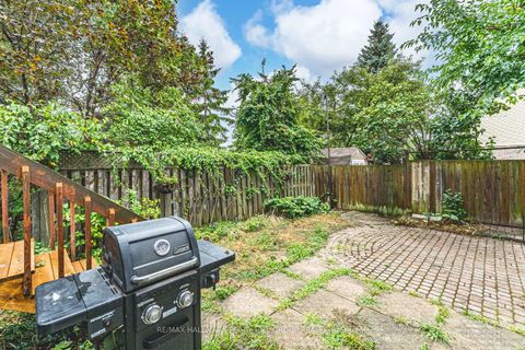 Photo 16 at 69 Fox Run, Letitia Heights, Barrie