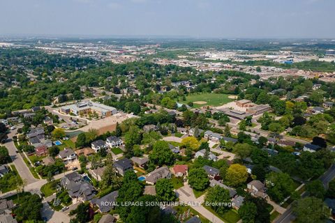 Photo 45 at 383 Maplehurst Avenue, BR Bronte, Oakville