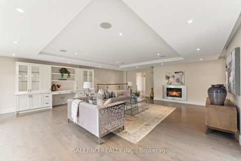 Photo 8 at 85 Valleyview Court, Kleinburg, Vaughan