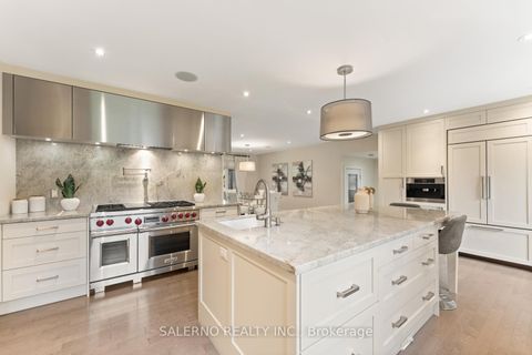 Photo 10 at 85 Valleyview Court, Kleinburg, Vaughan