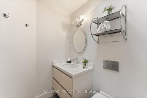 Photo 25 at 85 Valleyview Court, Kleinburg, Vaughan