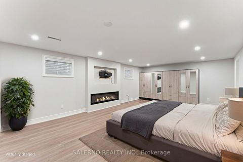 Photo 32 at 85 Valleyview Court, Kleinburg, Vaughan