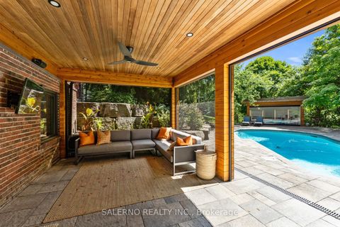 Photo 39 at 85 Valleyview Court, Kleinburg, Vaughan