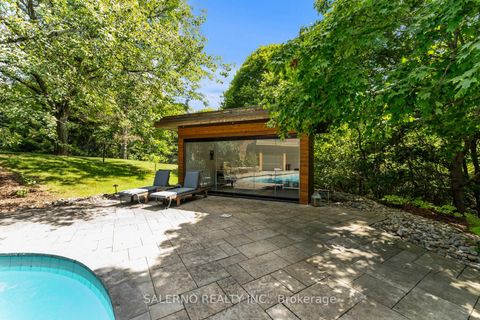 Photo 40 at 85 Valleyview Court, Kleinburg, Vaughan