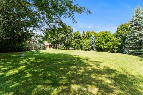 Photo 43 at 85 Valleyview Court, Kleinburg, Vaughan