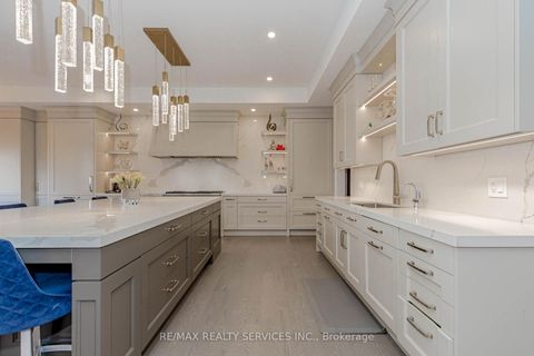 Photo 13 at 1217 Ironbridge Road, GA Glen Abbey, Oakville