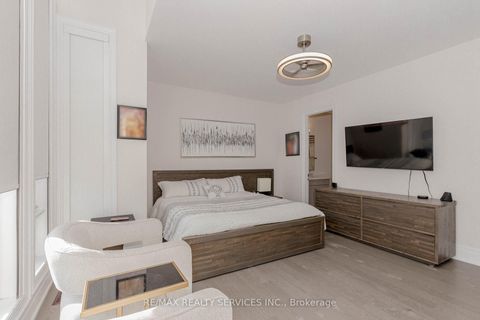 Photo 25 at 1217 Ironbridge Road, GA Glen Abbey, Oakville