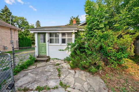 Photo 26 at 117 Lucas Street, Mill Pond, Richmond Hill
