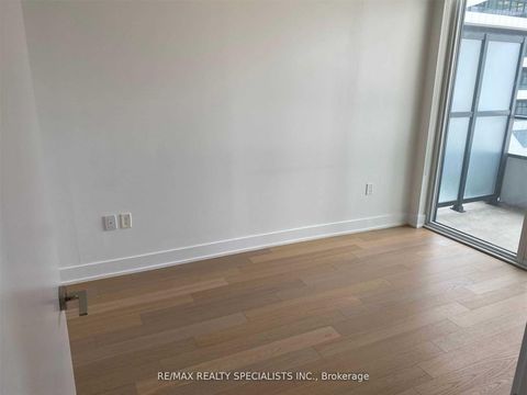 Photo 6 at 404 - 20 SHORE BREEZE Drive, Mimico, Toronto