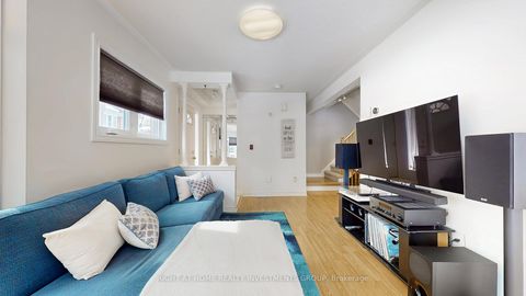 Photo 1 at 157 - 18 Clark Avenue W, Yorkhill, Vaughan