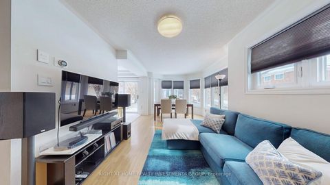 Photo 2 at 157 - 18 Clark Avenue W, Yorkhill, Vaughan