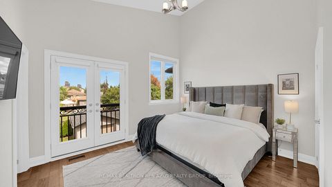 Photo 9 at 1070 BRIAR HILL Avenue, Belgravia, Toronto