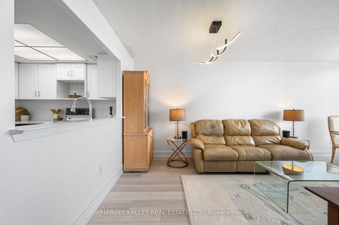 Photo 8 at 915 - 5 Greystone Walk Drive, Kennedy Park, Toronto