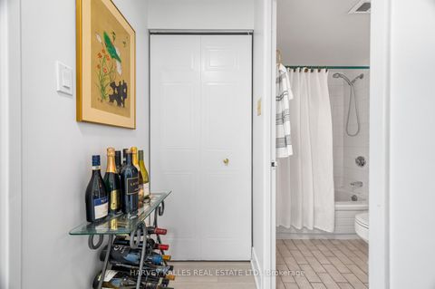 Photo 19 at 915 - 5 Greystone Walk Drive, Kennedy Park, Toronto