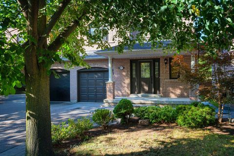 Photo 2 at 167 Marbella Road, Sonoma Heights, Vaughan