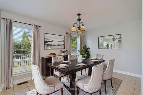 Photo 14 at 167 Marbella Road, Sonoma Heights, Vaughan