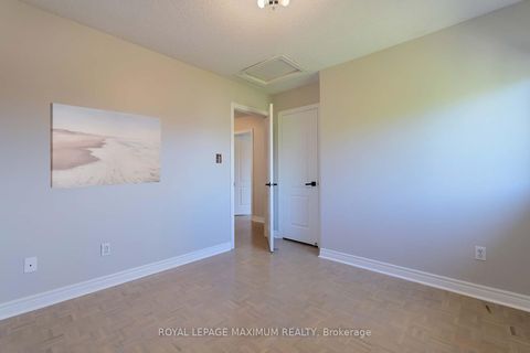 Photo 25 at 167 Marbella Road, Sonoma Heights, Vaughan