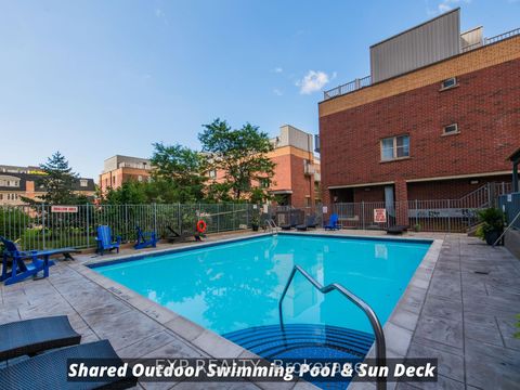 Photo 13 at 242 - 21 Ruttan Street, Dufferin Grove, Toronto