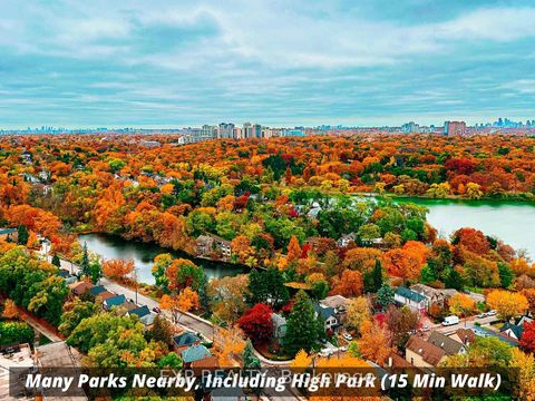 Photo 17 at 242 - 21 Ruttan Street, Dufferin Grove, Toronto