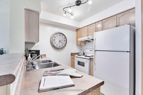 Photo 4 at 612 - 28 Olive Avenue, Willowdale East, Toronto