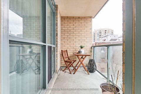 Photo 14 at 612 - 28 Olive Avenue, Willowdale East, Toronto