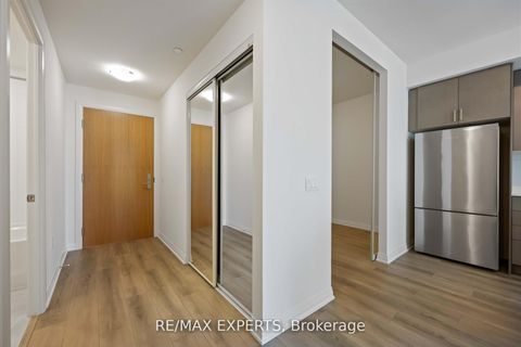Photo 6 at 1002 - 8960 Jane Street, Vellore Village, Vaughan