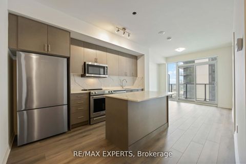 Photo 7 at 1002 - 8960 Jane Street, Vellore Village, Vaughan