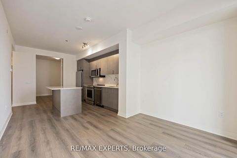 Photo 11 at 1002 - 8960 Jane Street, Vellore Village, Vaughan
