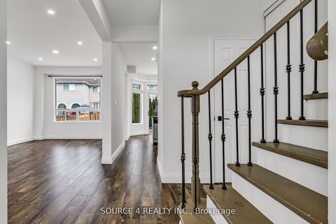 Photo 1 at 1030 Timberland Crescent, Pinecrest, Oshawa