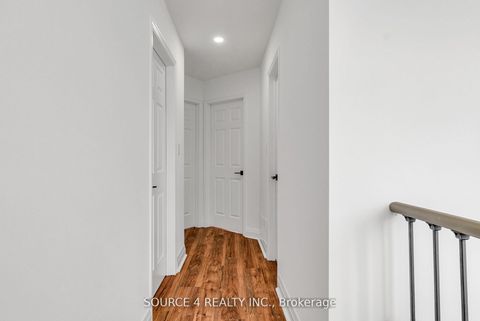 Photo 17 at 1030 Timberland Crescent, Pinecrest, Oshawa