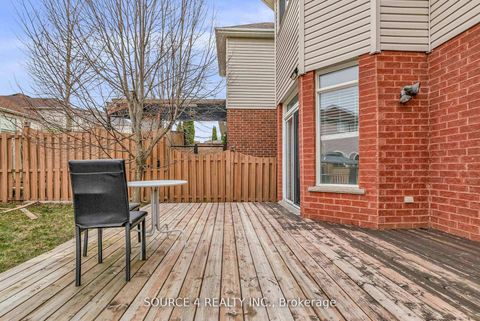 Photo 34 at 1030 Timberland Crescent, Pinecrest, Oshawa