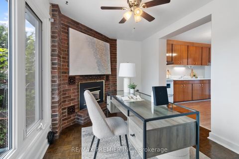 Photo 12 at 79 Pamille Place, Amesbury, Toronto