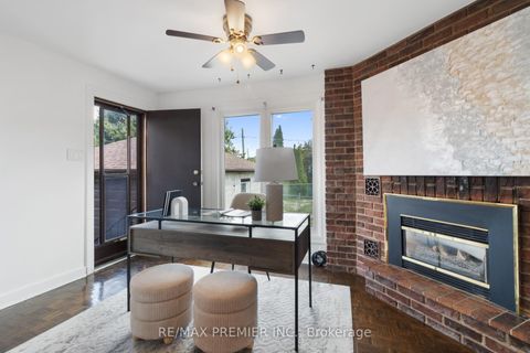 Photo 13 at 79 Pamille Place, Amesbury, Toronto