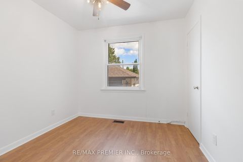 Photo 14 at 79 Pamille Place, Amesbury, Toronto