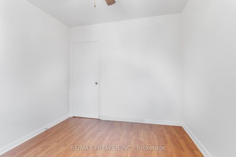 Photo 15 at 79 Pamille Place, Amesbury, Toronto
