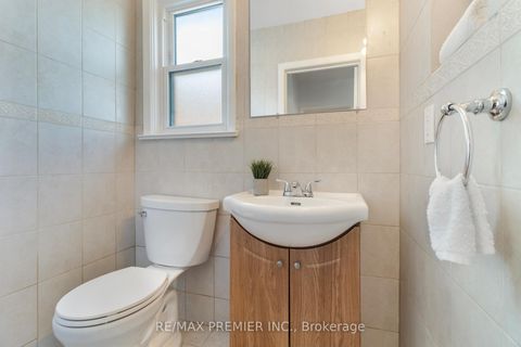 Photo 16 at 79 Pamille Place, Amesbury, Toronto