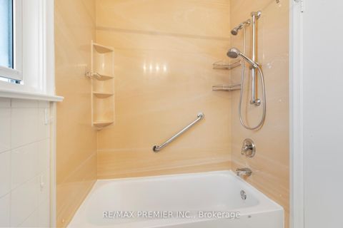 Photo 23 at 79 Pamille Place, Amesbury, Toronto