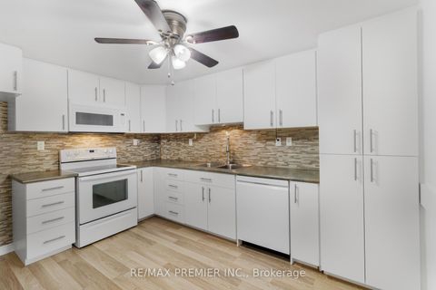 Photo 29 at 79 Pamille Place, Amesbury, Toronto