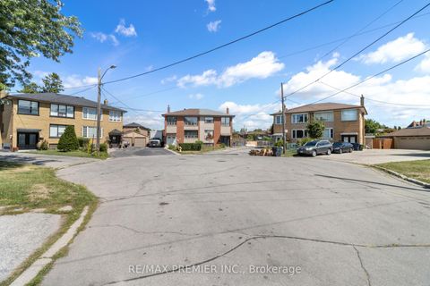 Photo 40 at 79 Pamille Place, Amesbury, Toronto