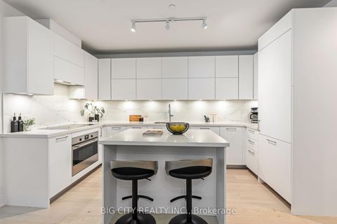 Photo 11 at TH03 - 33 Frederick Todd Way, Thorncliffe Park, Toronto