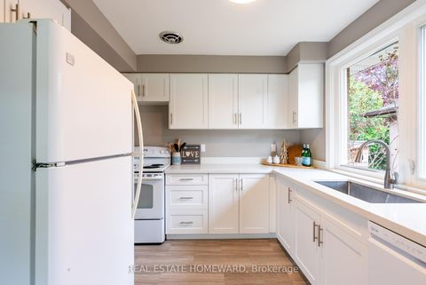 Photo 3 at 20 Woodgarden Crescent, West Hill, Toronto