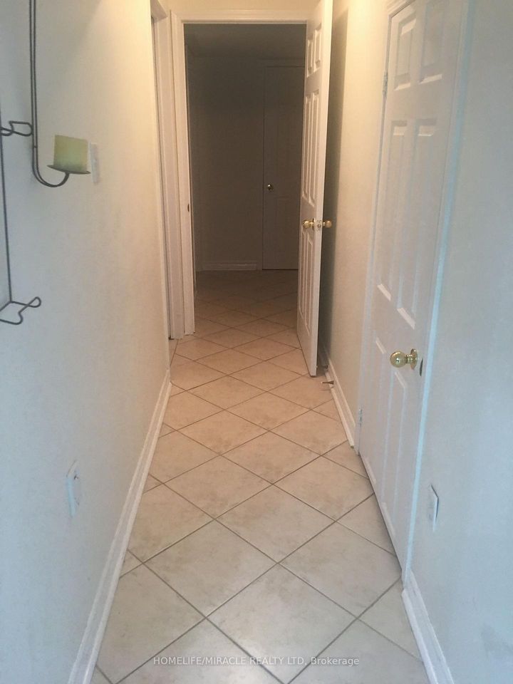 Photo 35 at 28 Bowsfield Drive, Vales of Castlemore, Brampton