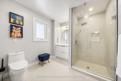 Photo 29 at 97 Clarinda Drive, Bayview Village, Toronto