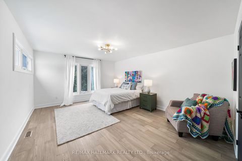 Photo 30 at 97 Clarinda Drive, Bayview Village, Toronto