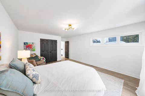 Photo 31 at 97 Clarinda Drive, Bayview Village, Toronto