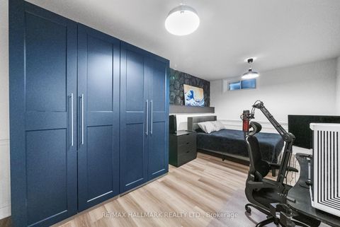 Photo 34 at 97 Clarinda Drive, Bayview Village, Toronto