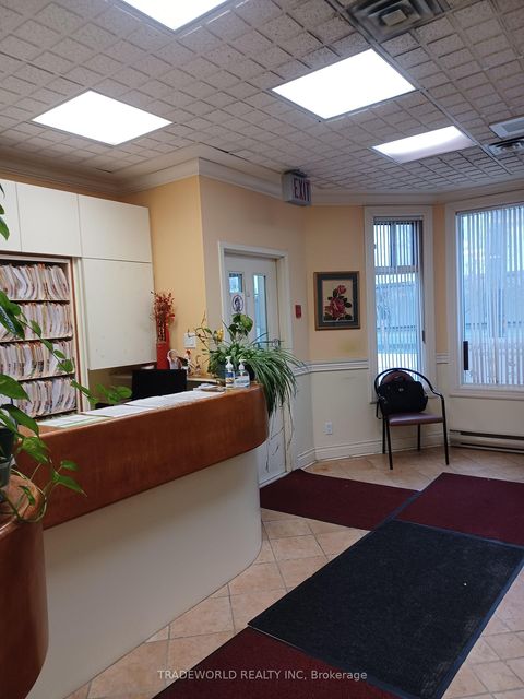 Photo 1 at 110 Beverley Street, Chinatown, Toronto