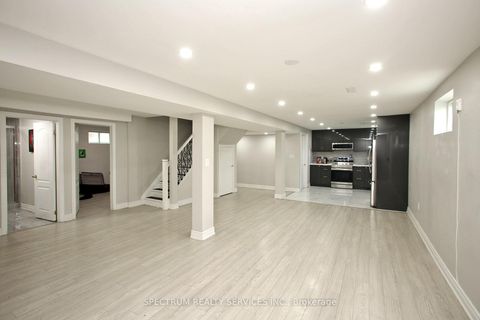 Photo 20 at 22 Kaiser Drive, West Woodbridge, Vaughan