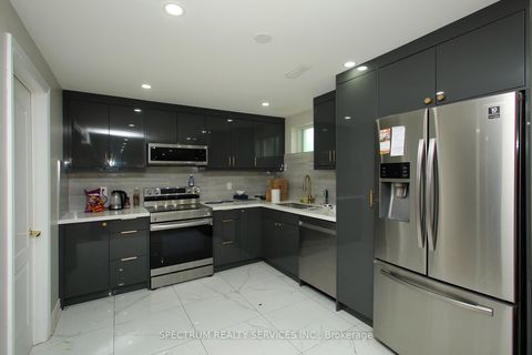 Photo 22 at 22 Kaiser Drive, West Woodbridge, Vaughan